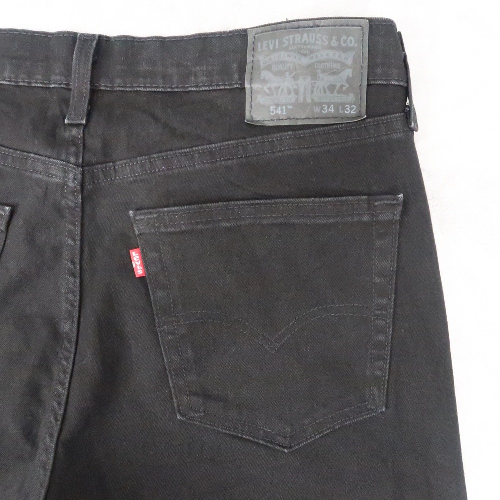 Levis Jeans Mens 34x32 Fit 34x31.5 Black 541 Athletic Taper 18181-0422 Classic